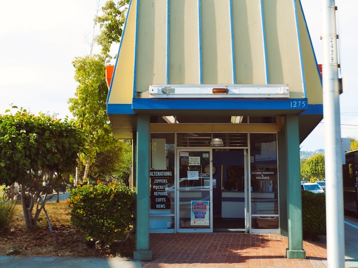 One Hour Martinizing storefront photo from Google