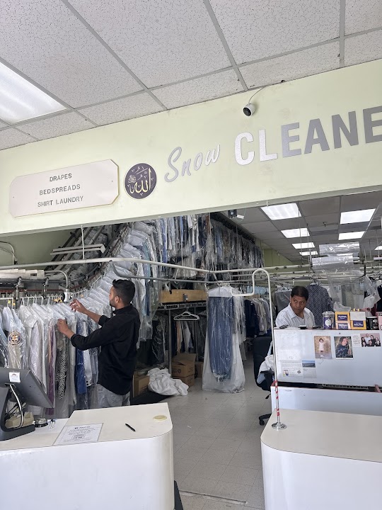 Snow Cleaners storefront photo from Google
