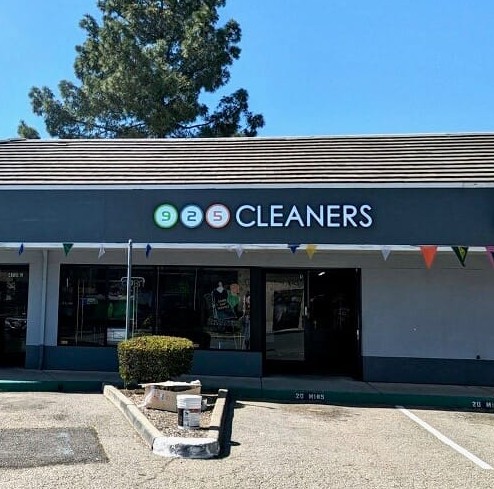 925 Cleaners storefront photo from Google