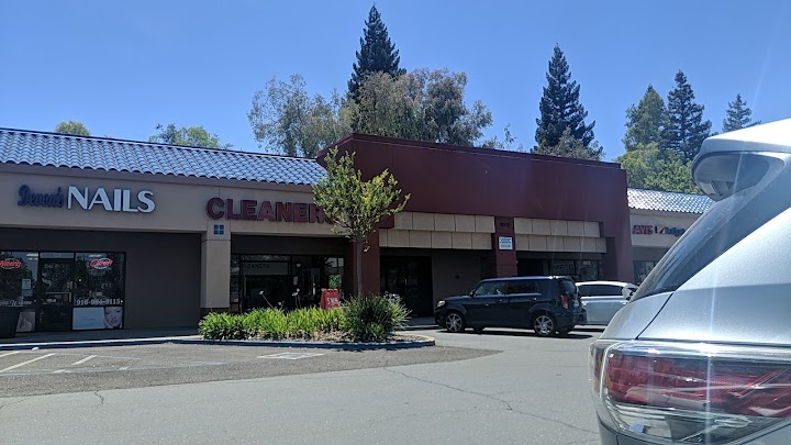 Willow Creek Cleaners storefront photo from Google