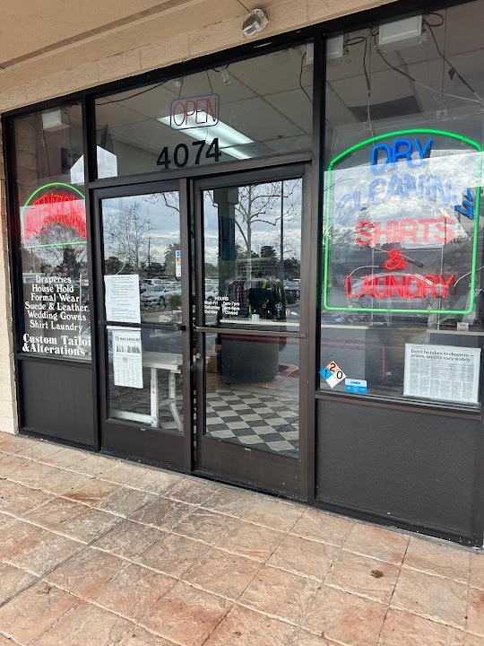 East Ave. Cleaners: Dry cleaning/Laundry/Alteration storefront photo from Google