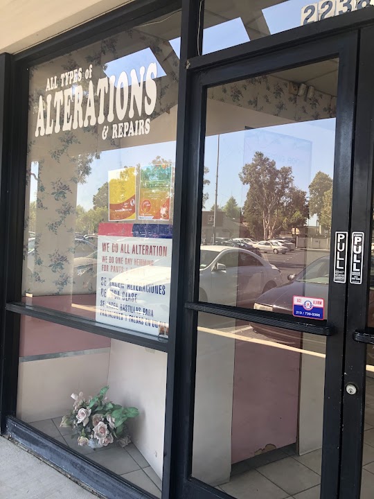 Sunshine Dry Cleaners storefront photo from Google