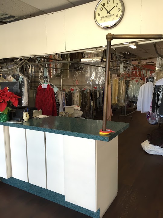 Super Cleaners storefront photo from Google