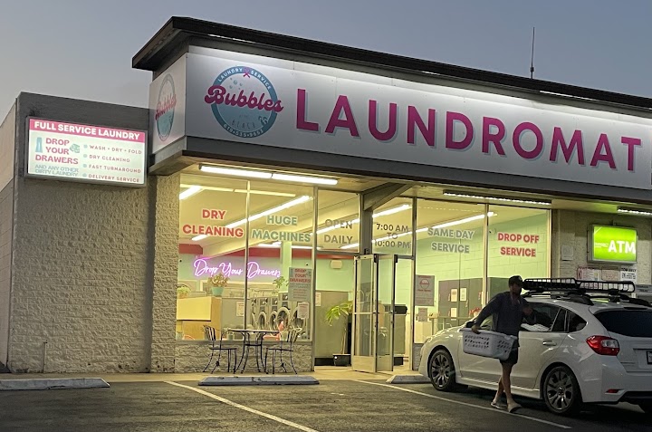 Bubbles at the Beach storefront photo from Google