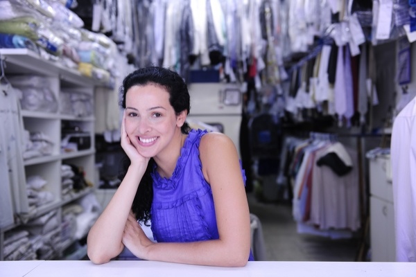 Diamond Dry Cleaners - Wedding Dress Dry Cleaning Pick Up, Professional Dry Cleaner Thousand Oaks storefront photo from Google
