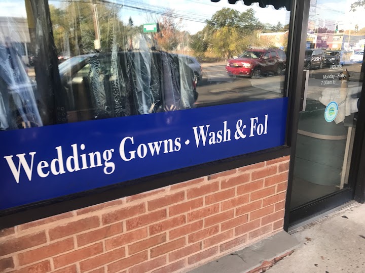 Good Luck, This place is closed, storefront photo from Google
