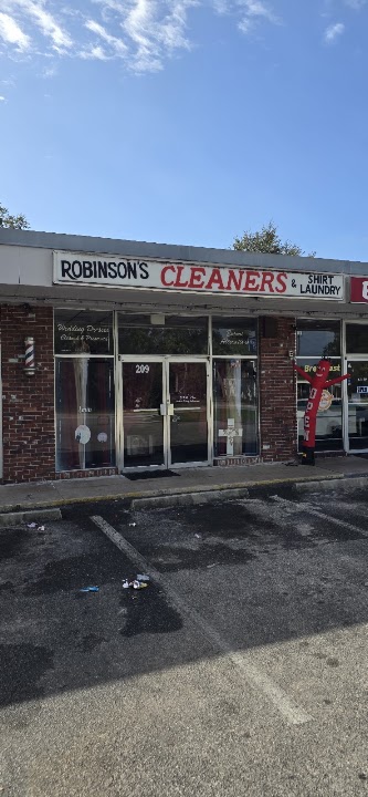 ROBINSON'S CLEANERS storefront photo from Google