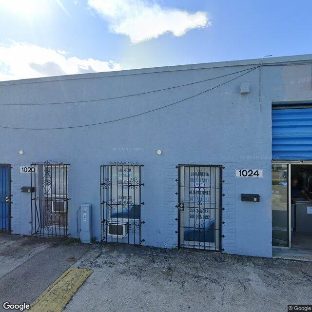 Ulises Dry Cleaners storefront photo from Google