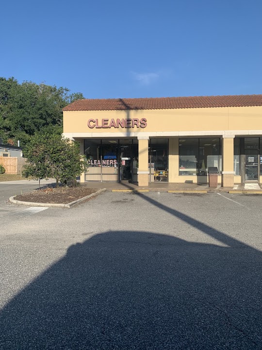 Country Day Cleaners storefront photo from Google