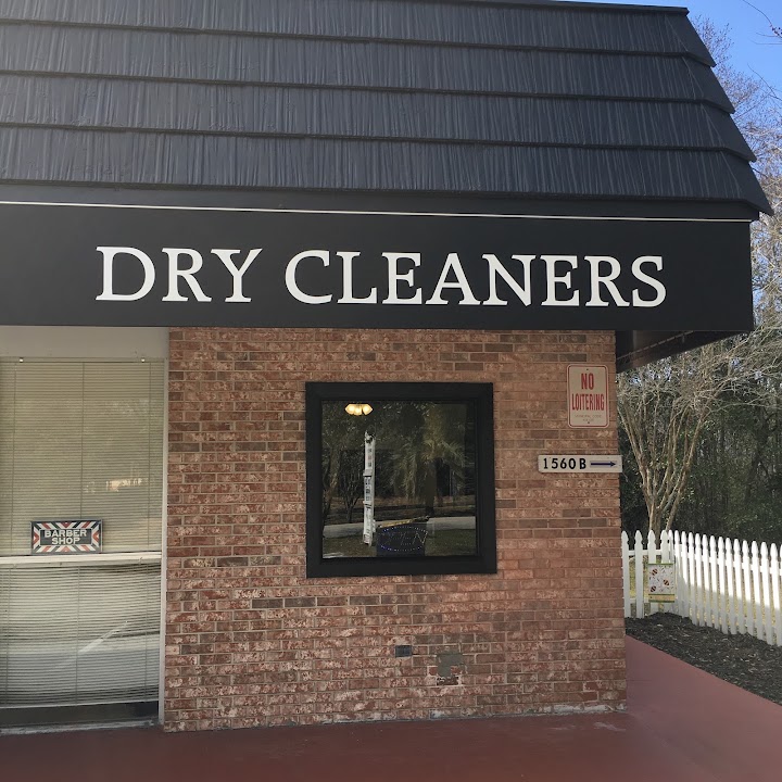 Grove Park Cleaners storefront photo from Google