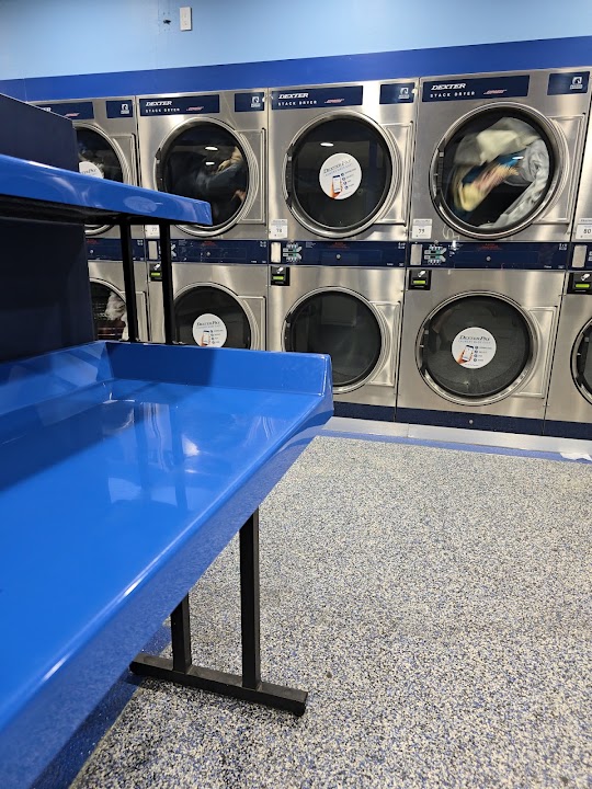 Coinlaundry Expert Drycleaning storefront photo from Google