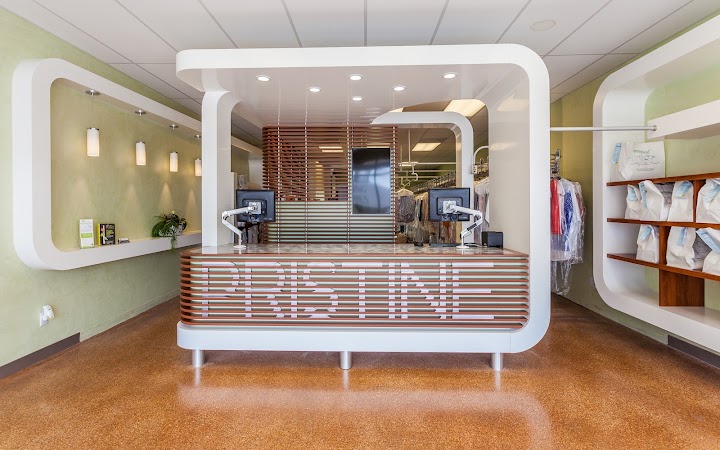 Pristine Fine Dry Cleaners storefront photo from Google