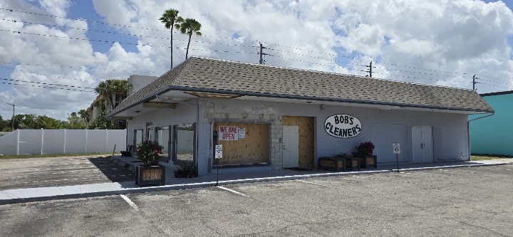 Bob's Laundry & Dry Cleaning storefront photo from Google