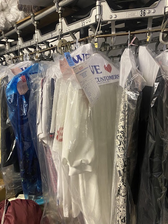 Oakland Dry Cleaners storefront photo from Google