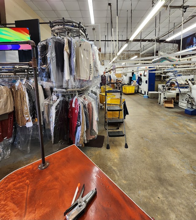 Carver’s Discount Cleaners storefront photo from Google