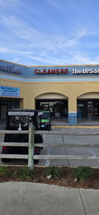 Spanish Plaines Dry Cleaner storefront photo from Google