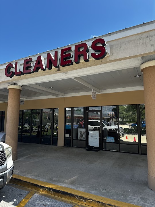 60 Minute Cleaners storefront photo from Google