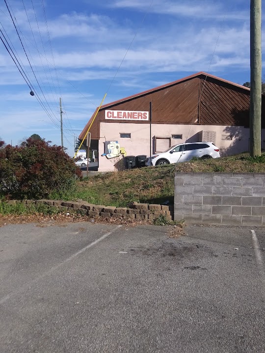 Richardson Dry Cleaning storefront photo from Google
