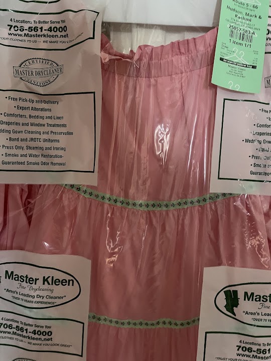 Master Kleen Dry Cleaners storefront photo from Google