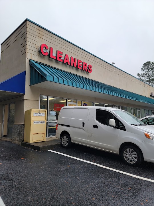 Summit Cleaners storefront photo from Google