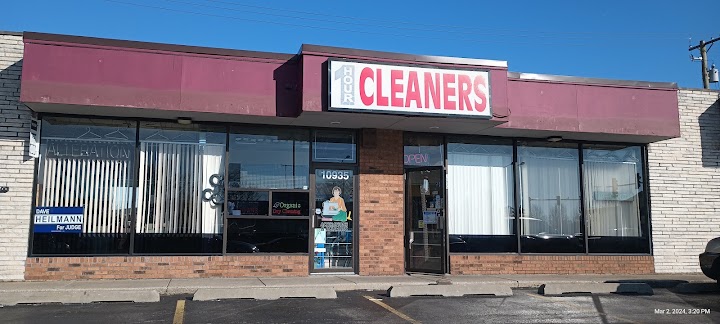 1 Hour Cleaners storefront photo from Google