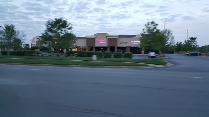Highland Cleaners storefront photo from Google