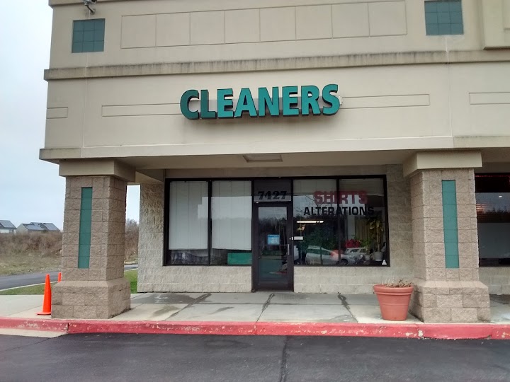 Laurel Park Cleaners storefront photo from Google