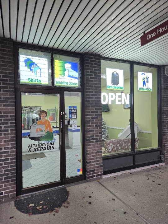 Sunset Plaza Cleaners storefront photo from Google