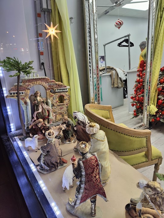 Madden Nicole Dry Cleaners and Professional Tailoring storefront photo from Google