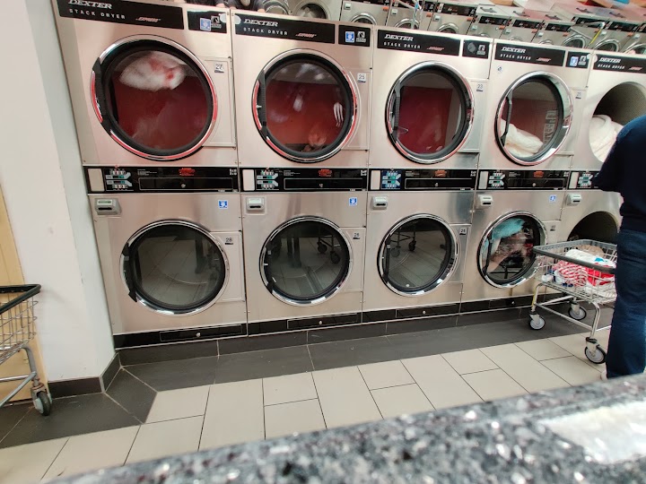 Riverside Laundromat & Dry Cleaning storefront photo from Google