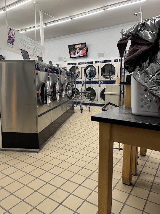 Read's Dry Cleaners storefront photo from Google