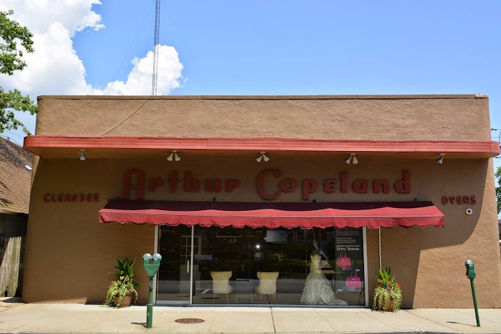 Arthur Copeland Cleansers | Long Island Dry Cleaners storefront photo from Google