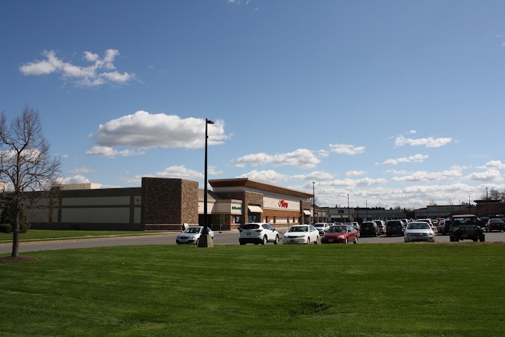 Shoppes at Lac De Ville storefront photo from Google