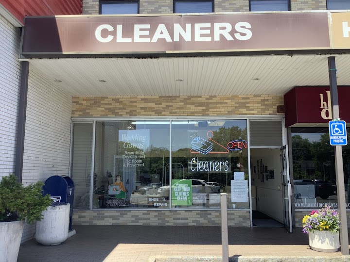 Peri-Lee Cleaners storefront photo from Google