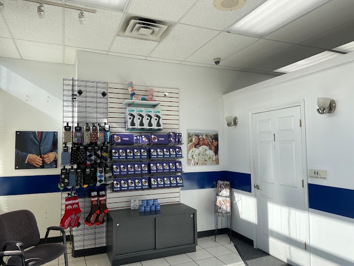 Alterations Express - Akron/Fairlawn storefront photo from Google