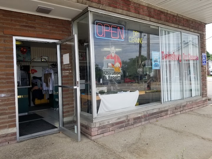 Twinsburg Dry Cleaners storefront photo from Google
