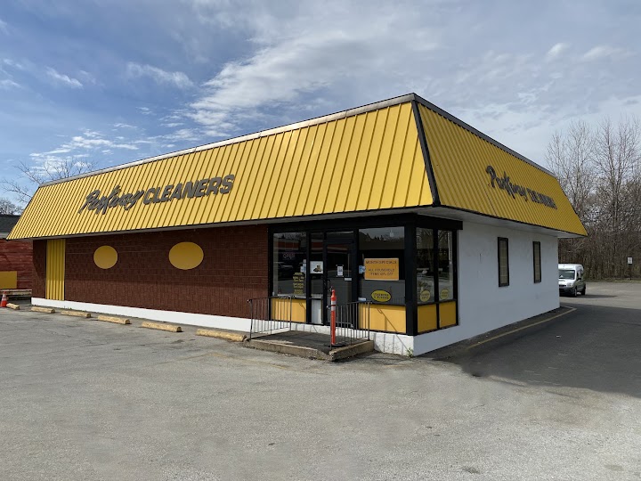 Parkway Cleaners storefront photo from Google