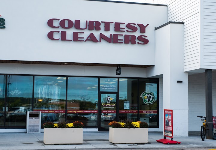 Courtesy Cleaners storefront photo from Google
