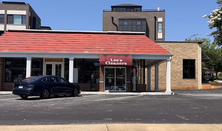 Lee's Cleaners storefront photo from Google