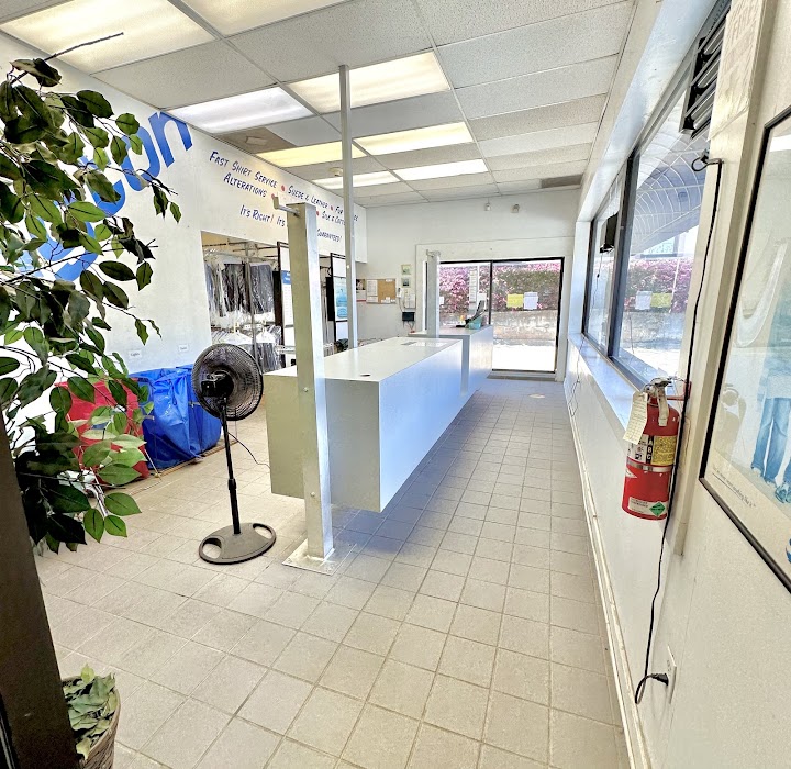 Lexington Dry Cleaning storefront photo from Google