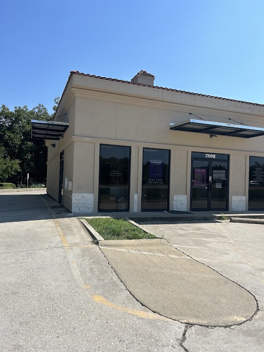 Kwik Dry Clean Super Center storefront photo from Google
