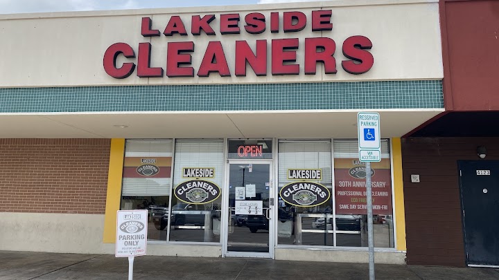 Lakeside Cleaners storefront photo from Google