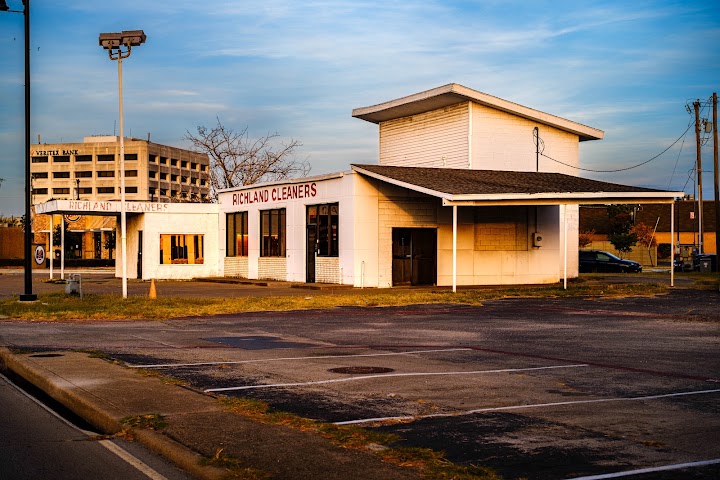 Richland Cleaners storefront photo from Google