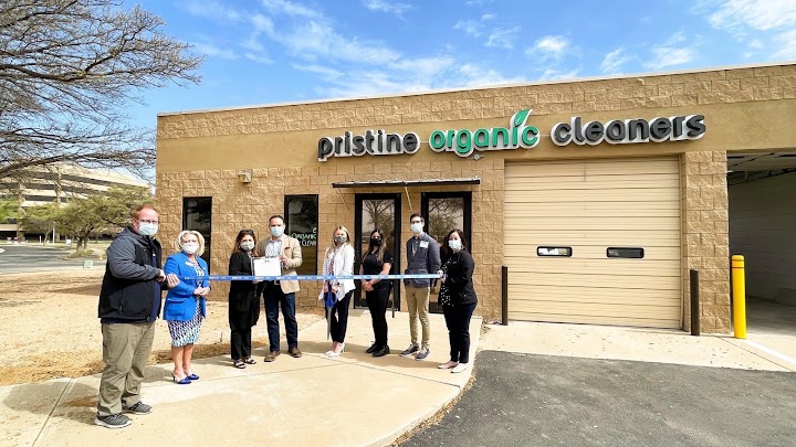 Pristine Organic Cleaners ClayDesta storefront photo from Google