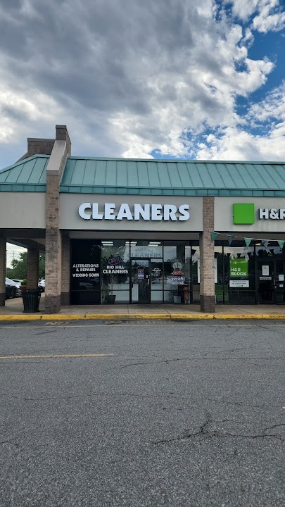 Rio Hill Cleaners storefront photo from Google