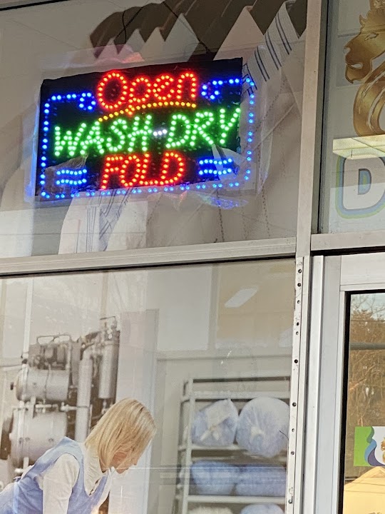 KINGS DRYCLEANER storefront photo from Google