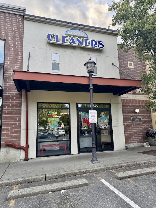 Lakeside Cleaners storefront photo from Google